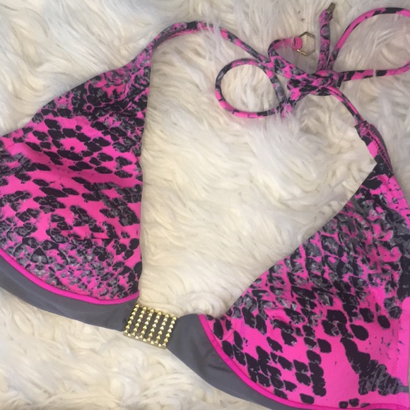 Bikini - Picture 2 of 3